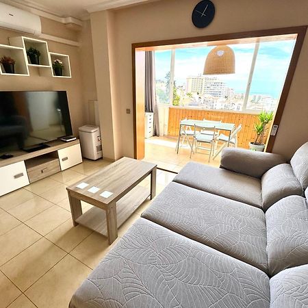 Cozy Fuengirola Apartment With Sea View & Pool Bagian luar foto